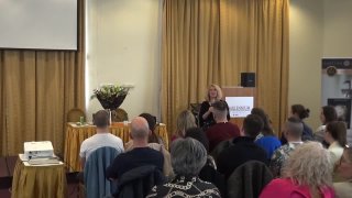 11. Viszonylagosság helyett szeretet